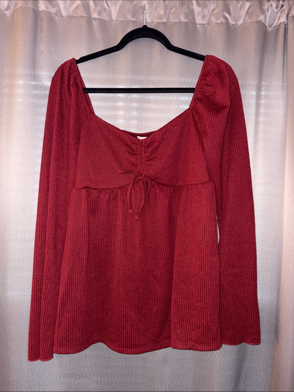 Francesca’s Rachael Cinched Front Rib Knit Blouse